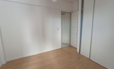 DEPARTAMENTO 2 AMBIENTES EN ALQUILER EN CASEROS CENTRO