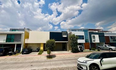 Casa en Venta en Solares, Soare II, coto 1, Zona Real, Zapopan