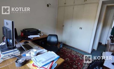 Departamento 3 ambientes con cochera excelente ubicacion