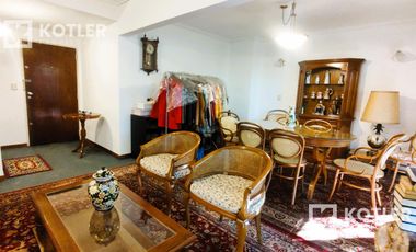 Departamento 3 ambientes con cochera excelente ubicacion