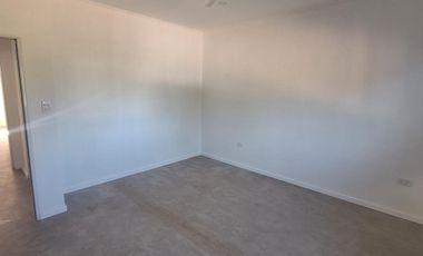 CASA EN VENTA EN BARRIO PRIVADO ALTOS DE ZORRAQUIN