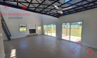 CASA EN VENTA EN BARRIO PRIVADO ALTOS DE ZORRAQUIN