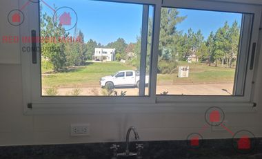 CASA EN VENTA EN BARRIO PRIVADO ALTOS DE ZORRAQUIN