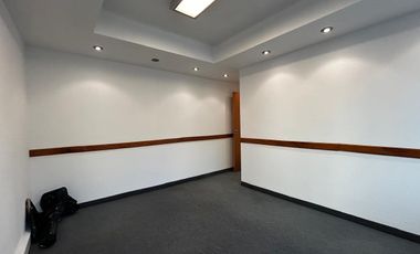 Oficina en Alquiler en Microcentro