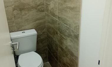 Depósito de 1000 m2 sobre 5.500 de lote