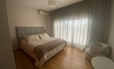 Casa en alquiler temporario, 3 dormitorios en Benavidez, con parrilla
