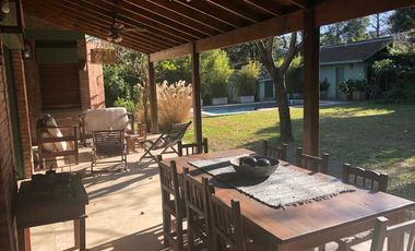Casa en Alquiler residencial - 350 m2 - Las Lomas, San Isidro