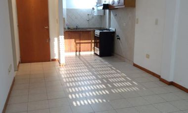 Alquiler monoambiente de 30 m2 aprox en CASEROS