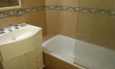 Alquiler monoambiente de 30 m2 aprox en CASEROS