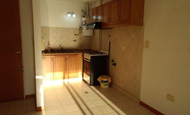 Alquiler monoambiente de 30 m2 aprox en CASEROS