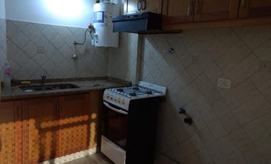 Alquiler monoambiente de 30 m2 aprox en CASEROS