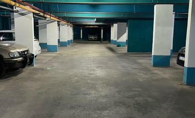 Cochera en venta Edificio Calypso Egeo