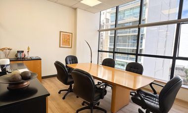 Venta Oficinas en Samta Fe al 1300