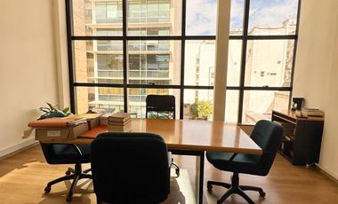 Venta Oficinas en Samta Fe al 1300