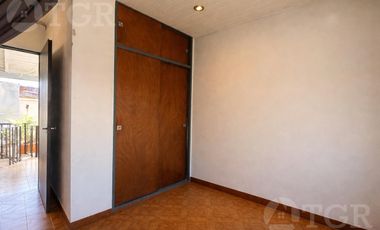 PH en venta de 5 ambienets con cochera en Ciudad Jardín