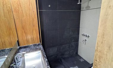 VENTA CASA EN ÁLVAREZ – 2 DORMITORIOS – JARDÍN CON PILETA
