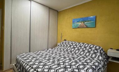 VENTA CASA EN ÁLVAREZ – 2 DORMITORIOS – JARDÍN CON PILETA