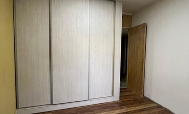VENTA CASA EN ÁLVAREZ – 2 DORMITORIOS – JARDÍN CON PILETA