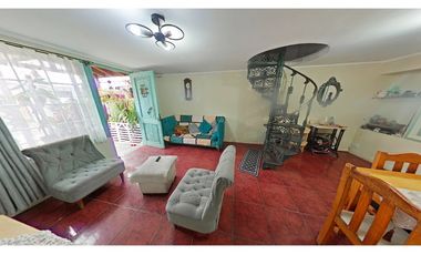 Se Vende casa de dos pisos, Pudahuel