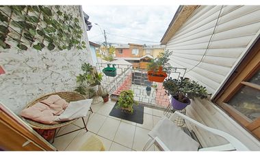 Se Vende casa de dos pisos, Pudahuel