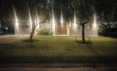 Casa en Venta | Área 6, San Sebastián, Escobar | al lago con parrilla y Jardín