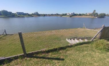 Casa en Venta | Área 6, San Sebastián, Escobar | al lago con parrilla y Jardín