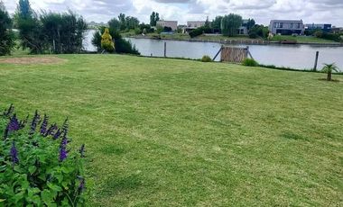 Casa en Venta | Área 6, San Sebastián, Escobar | al lago con parrilla y Jardín