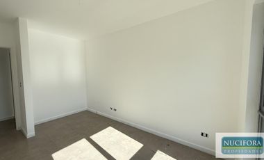 Departamento 2 ambientes con cochera Tigre Piso 21 TORRES CARDON TIGRE