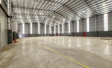 Depósito en Alquiler 850 m2 en Parque industrial con seguridad , Ezeiza, GBA Sur