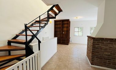 Alquiler Casa tipo Triplex Hurlingham