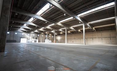 Nave  premiun Industrial en alquiler en La Reja Chica, Moreno