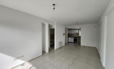 Impecable 3 ambientes con parrilla en San Martin Centro