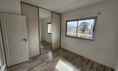 Impecable 3 ambientes con parrilla en San Martin Centro