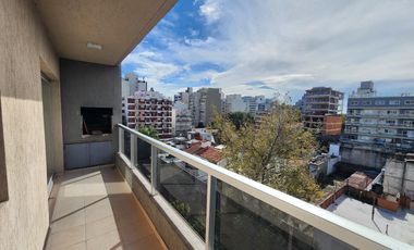 Impecable 3 ambientes con parrilla en San Martin Centro