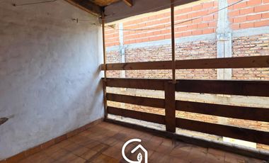 Venta 4 Departamento de un dormitorios en lote de 330m2 en Neuquén Capital