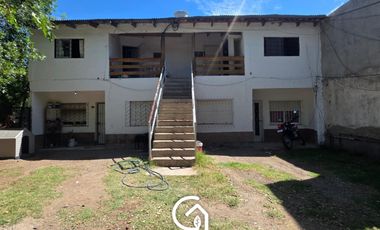 Venta 4 Departamento de un dormitorios en lote de 330m2 en Neuquén Capital