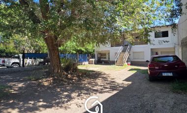 Venta 4 Departamento de un dormitorios en lote de 330m2 en Neuquén Capital