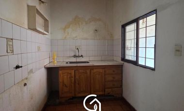 Venta 4 Departamento de un dormitorios en lote de 330m2 en Neuquén Capital