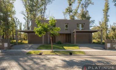 Duplex de 3 Dormitorios con cochera, Apto Credito - Nuevo Malagueño