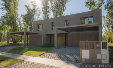 Duplex de 3 Dormitorios con cochera, Apto Credito - Nuevo Malagueño