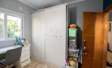 CASA DE 3 DORMITORIOS CON PILETA EN COUNTRY LOS MOLINOS