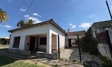 Casa centro pilar , excelente ubicacion Ideal inversionista