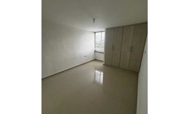SE ARRIENDA APARTAESTUDIO MIRADOR DE LA SIERRA 4
