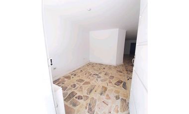 SE ARRIENDA CASA BARRIO SAN CARLOS (USO COMERCIAL)