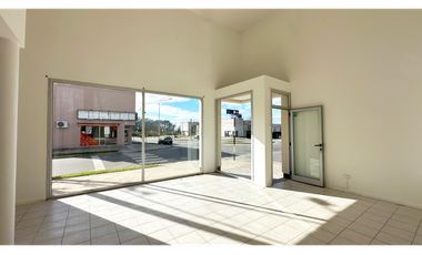LOCAL A LA VENTA EN BARRIO PROCREAR