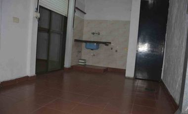 ALQUILER Excelente PH 3 Amb. con Patio en Martínez