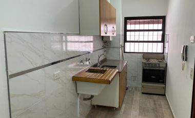 Departamento en alquiler en Wilde Centro