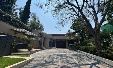 HERMOSA CASA EN JARDINES DEL PEDREGAL