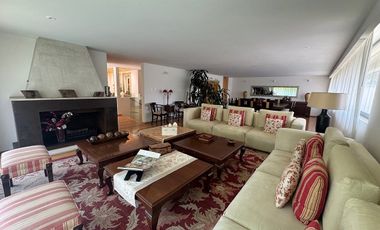 HERMOSA CASA EN JARDINES DEL PEDREGAL