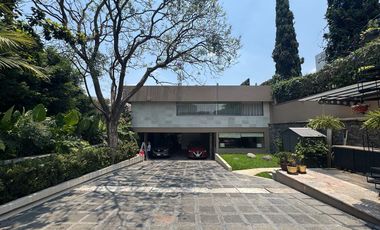 HERMOSA CASA EN JARDINES DEL PEDREGAL